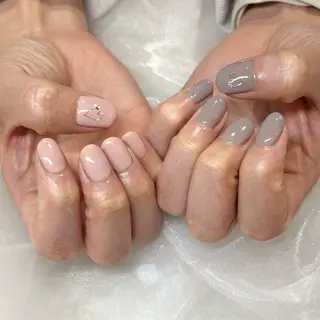 ネイル nail salon Coffret 富雄店所属・五十川 穂乃香のネイルデザイン
