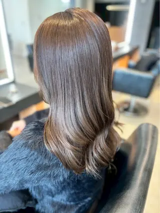 ロング ブリーチなしワンカ ラー/モデル募集のヘアスタイル