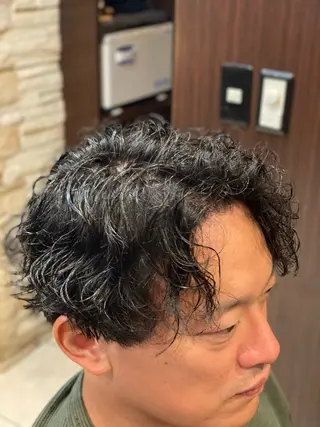 パーマ 佐々木 宥人のヘアスタイル