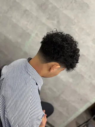 メンズ ヘアサロン髪ing所属・橋本 羽玖のヘアスタイル