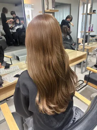 ロング カラー ヘアアレンジ ベージュ/グレージュ 🧸あやか/表参道のヘアスタイル