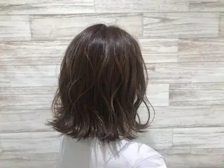 ミディアム カラー 【暖色カラー特化】 中山由梨のヘアスタイル