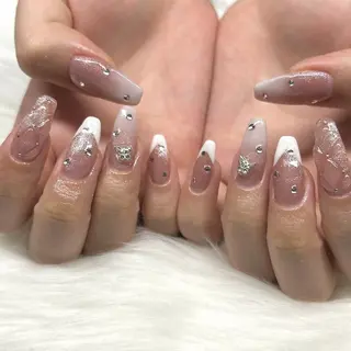 ネイル ネイルサロン Feel円町店のネイルデザイン