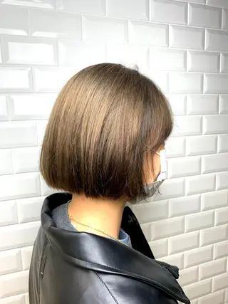 ショート カラー APPiiS所属・APPiiS 柳田 葵のヘアスタイル