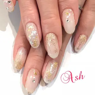 ネイル 🩵NORIKO 上品ネイルが得意🩵のネイルデザイン