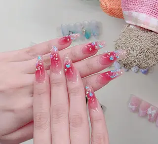 ネイル 櫻井 ナナのネイルデザイン