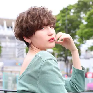 ショート 【完全個室】大宮東口 暖色カラー/山崎唯奈のヘアスタイル