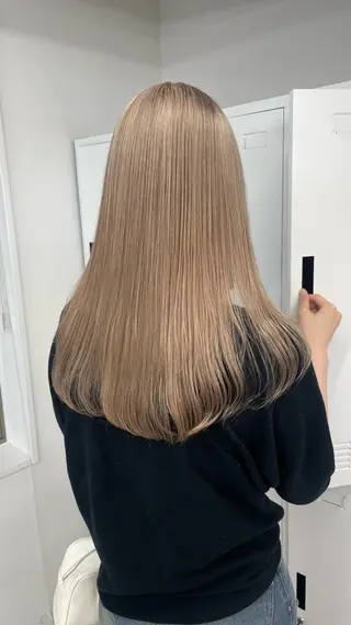 ロング カラー PELE所属・盛れる💖ミルクティ ー💍🎀yuiのヘアスタイル