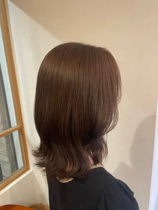 ミディアム カラー 木田 絢子のヘアスタイル