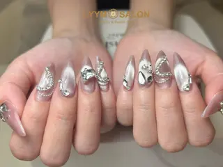 ネイル LYYM Salonのネイルデザイン