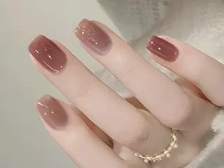 ネイル へぜリヒ ·もものネイルデザイン