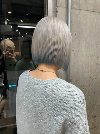 カラー ⭐ハイトーンブリーチ ミルクティーピンクのヘアスタイル