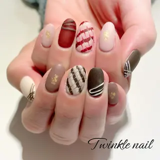 ネイル 中井 綾香の眉毛・アイブロウイメージ