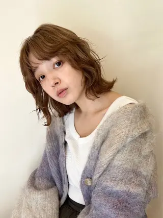 ミディアム カラー ENIF ヤマグチアツコのヘアスタイル