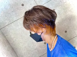 ショート カラー 韓国風/小顔レイヤー /艶カラーのヘアスタイル