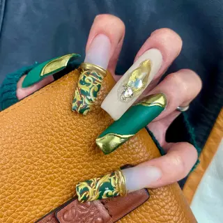 ネイル nail salon Ecrin所属・前島 稀歩のネイルデザイン