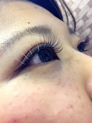 マツエク・マツパ arev所属・矢野 詩依奈の眉毛・アイブロウイメージ