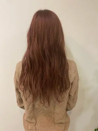ロング カラー ioe 岡本のヘアスタイル