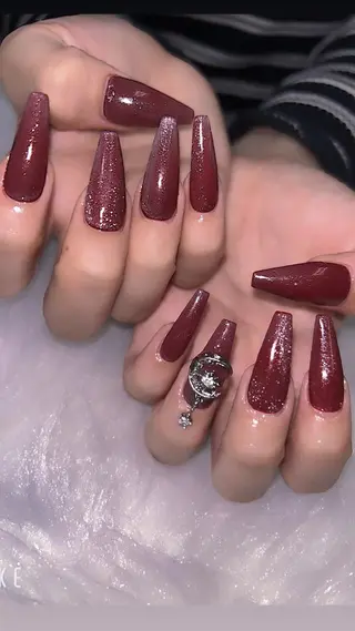 ネイル 高草木 桃香のネイルデザイン