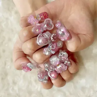 ネイル Rosso獨協大学前店所属・渡邉 伽奈のネイルデザイン