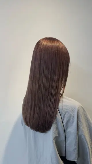 ロング 澁谷 咲映のヘアスタイル