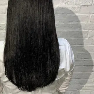 ロング 佐々木 彩花のヘアスタイル