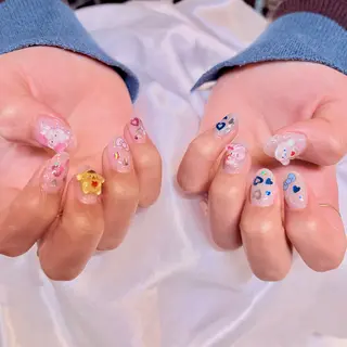 ネイル nail salon e'mu💐のネイルデザイン