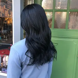 セミロング ヤスザトアヤノ ／レイヤー／オリーブのヘアスタイル