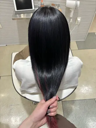 ロング 透明感カラー/ くびれヘア/ユウユのヘアスタイル