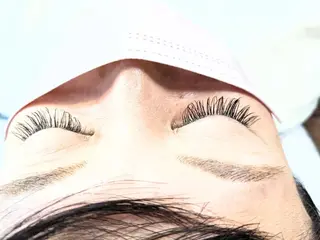 マツエク・マツパ LA PERLA 錦糸町徒歩1分のマツエク・マツパデザイン