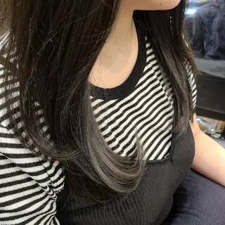 ロング カラー 関口 友菜のヘアスタイル