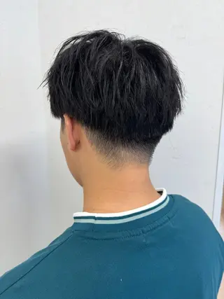 ショート メンズ パーマ/ハイトーン /吉田眞のヘアスタイル