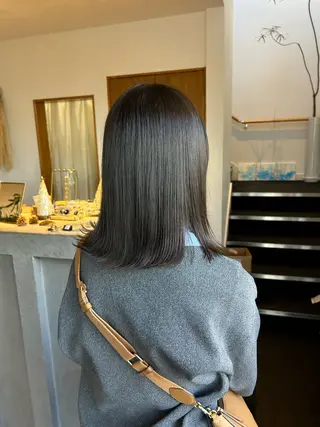 ミディアム カラー lapis / soraのヘアスタイル