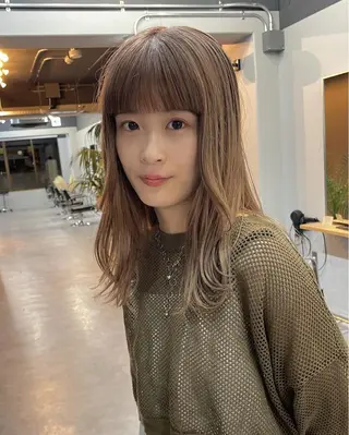 ロング 倉辻 香奈子のヘアスタイル