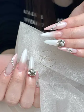 ネイル Maggie Nail🦩のネイルデザイン