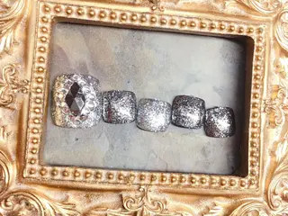 ネイル マジックミラー所属・マジック ミラーのネイルデザイン