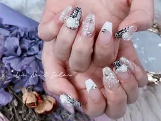 ショート カラー ネイル Lea NAILsalon所属・Le’a NailSalonのネイルデザイン