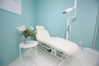 脱毛専門サロンELIXIR（ｴﾘｸｻｰ）所属・脱毛&ホワイトニング ELIXIR×ULTのエステ・リラクイメージ