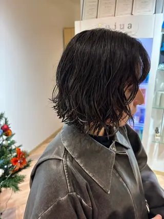 ショート パーマ ゆい/パーマ/レイヤ ー/似合わせカラーのヘアスタイル