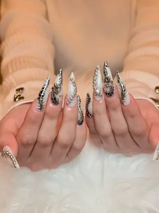 ネイル Nihonthy Nail 新宿所属・Anrya panのネイルデザイン