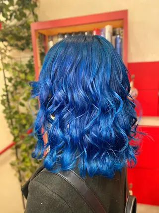 ミディアム ゆぴ☾‪/推しカラー /ハイトーンのヘアスタイル