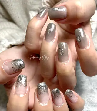 ネイル infinity skyのネイルデザイン