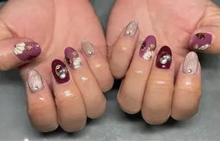 ネイル LAVISH nail salonのネイルデザイン