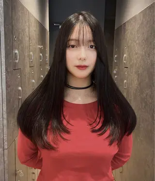 ロング 前嶋 愛友のヘアスタイル