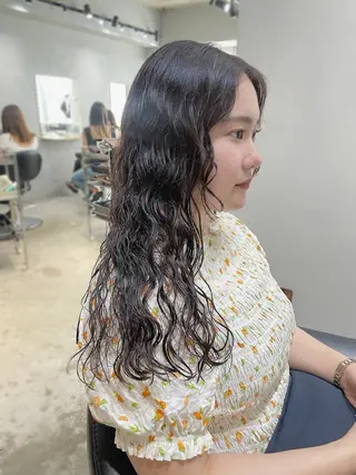 ロング パーマ 【arc】Ruri コテ巻き風パーマのヘアスタイル