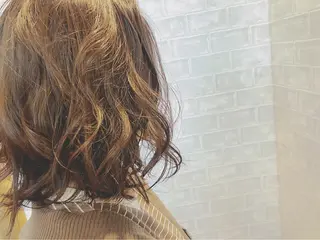 ショート カラー 久保田 茜のヘアスタイル