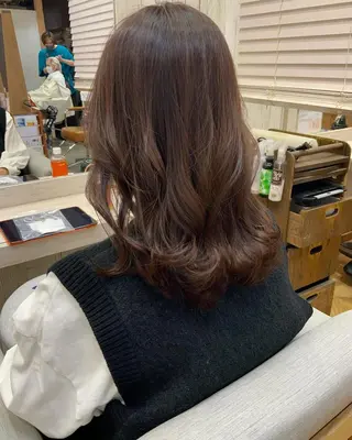 ショート カラー パーマ ヘアアレンジ メンズ キッズ ネイル マツエク・マツパ Saffyハリウッド トリートメント◎のヘアスタイル