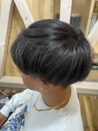 カラー メンズ 山口 美咲のヘアスタイル