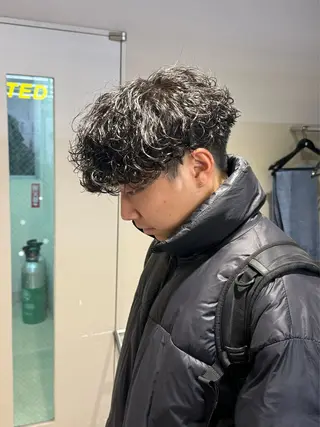ミディアム パーマ ヘアアレンジ メンズ SALOWIN藤沢店所属・艶カラー の達人のヘアスタイル