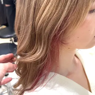 セミロング 小西冬馬  髪質改善 縮毛矯正 艶カラーのヘアスタイル